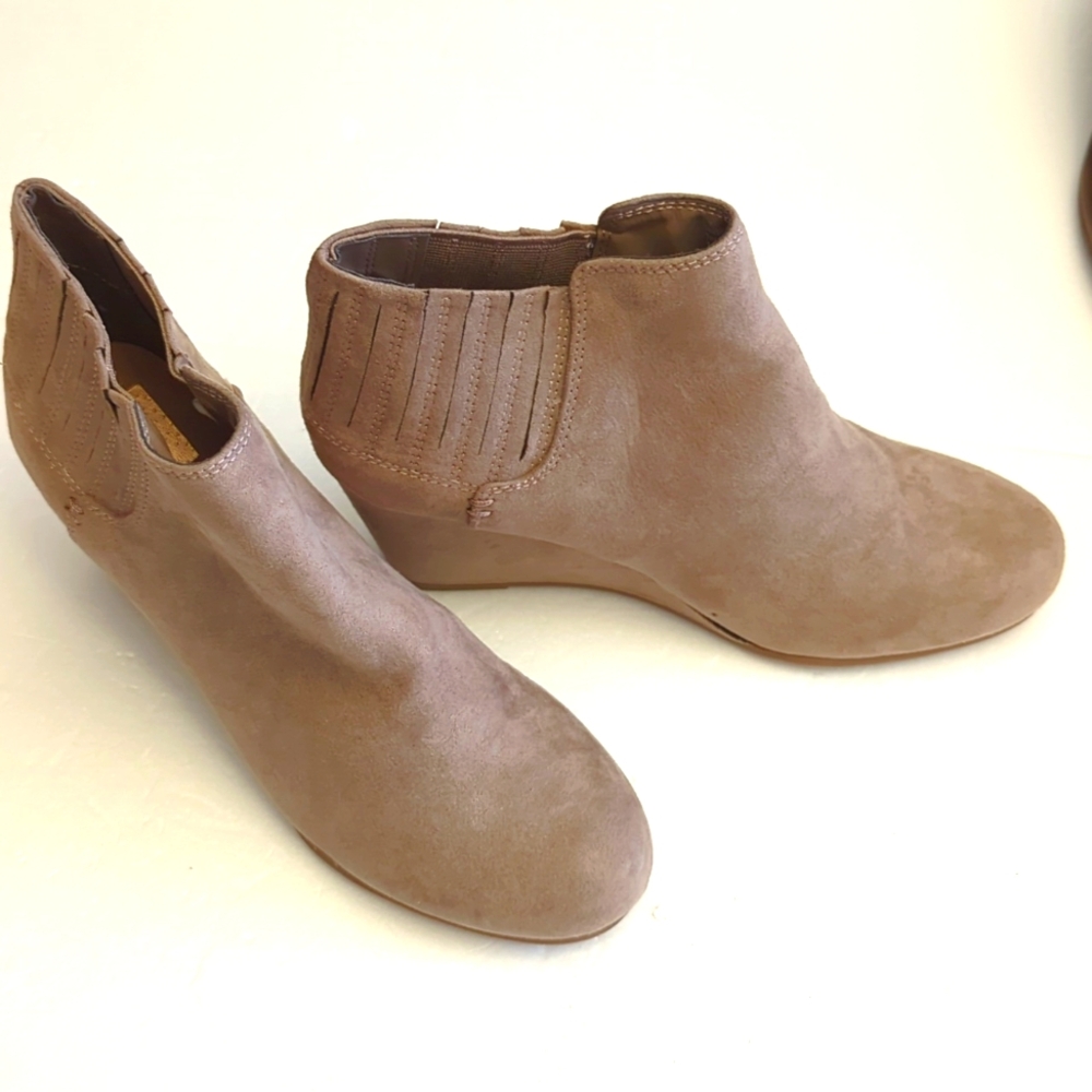 Dolce Vita Wedge Heel Boots